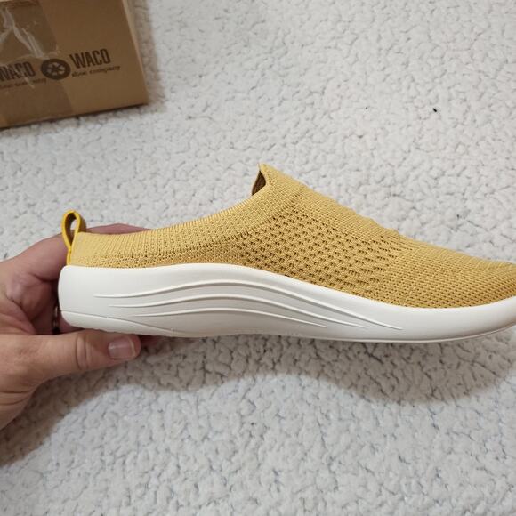 NEW REVITALIGN Women's Stella Slide Mule, Yellow Ochre SIZE 6 Wide - Picture 4 of 7